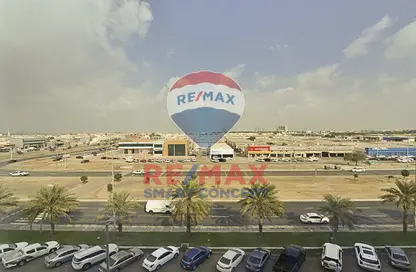 Show Room - Studio - 2 Bathrooms for rent in Mussafah Industrial Area - Mussafah - Abu Dhabi