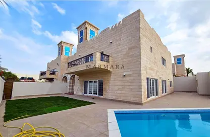 Villa - 5 Bedrooms - 5 Bathrooms for rent in Jumeirah 3 Villas - Jumeirah 3 - Jumeirah - Dubai