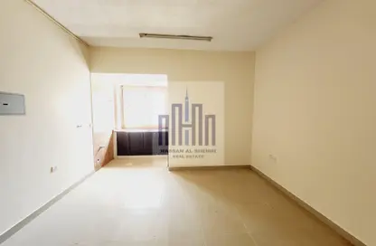 Apartment - Studio - 1 Bathroom for rent in Fire Station Road - Muwaileh - Sharjah