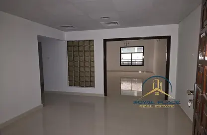 Office Space - Studio - 2 Bathrooms for rent in World Trade Center - Dubai