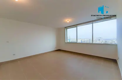 Apartment - 2 Bedrooms - 2 Bathrooms for rent in Water Front Tower A - Waterfront Residential Towers - Tourist Club Area - Abu Dhabi