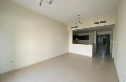 Apartment - 2 Bedrooms - 2 Bathrooms for sale in Farah Tower 1 - Queue Point - Dubai Land - Dubai