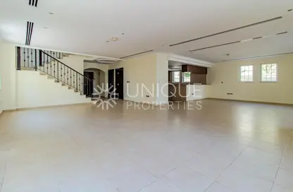 Villa - 4 Bedrooms - 5 Bathrooms for sale in Legacy - Jumeirah Park - Dubai