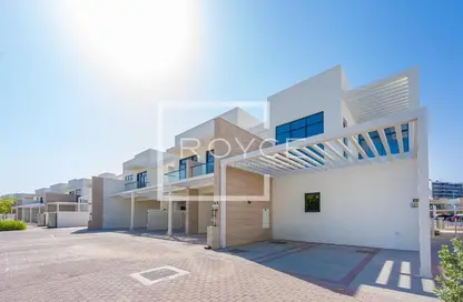 Villa - 3 Bedrooms - 4 Bathrooms for rent in Phoenix - DAMAC Hills - Dubai