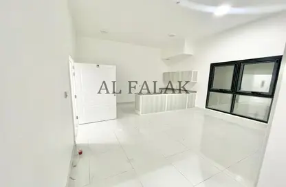 Apartment - 1 Bedroom - 2 Bathrooms for rent in Al Mushrif - Abu Dhabi