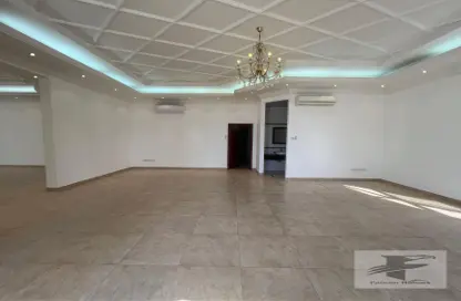 Villa - 3 Bedrooms - 4 Bathrooms for rent in Al Quoz 4 - Al Quoz - Dubai