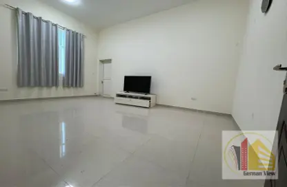 Apartment - 4 Bedrooms - 4 Bathrooms for rent in Madinat Al Riyad - Abu Dhabi