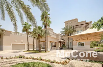 Villa - 5 Bedrooms - 7 Bathrooms for sale in Sector R - Emirates Hills - Dubai