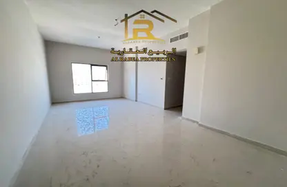 Apartment - 2 Bedrooms - 2 Bathrooms for rent in Al Jurf 2 - Al Jurf - Ajman Downtown - Ajman