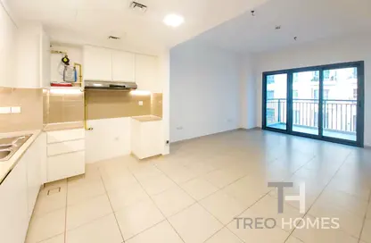 Apartment - 2 Bedrooms - 2 Bathrooms for sale in Zahra Apartments 2B - Zahra Apartments - Town Square - Dubai