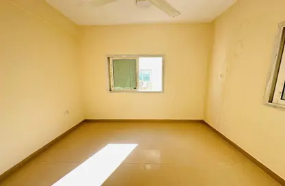 Apartment - 1 Bathroom for rent in Fire Station Road - Muwaileh - Sharjah