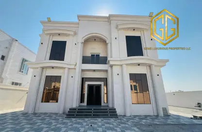 Villa - 4 Bedrooms - 5 Bathrooms for rent in Wadi Alshabak - Dubai