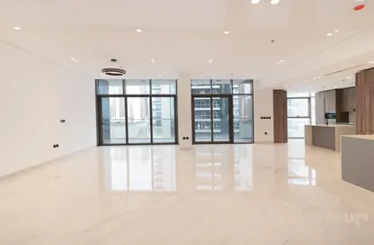 Penthouse - 4 Bedrooms - 5 Bathrooms for sale in Royal Regency - Business Bay - Dubai