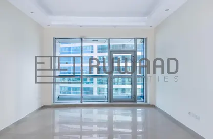 Apartment - 1 Bedroom - 2 Bathrooms for rent in Julphar Residential Tower - Julphar Towers - Al Nakheel - Ras Al Khaimah