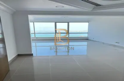 Apartment - 4 Bedrooms - 4 Bathrooms for rent in Corniche Road - Abu Dhabi