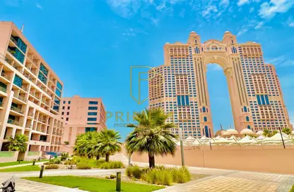 Apartment - 4 Bedrooms - 6 Bathrooms for rent in Marina Village - Abu Dhabi