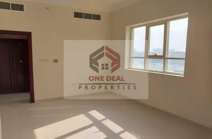 Villa - 4 Bedrooms - 5 Bathrooms for rent in Al Niyadat - Al Ain