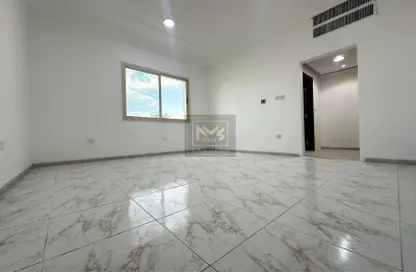 Apartment - 1 Bathroom for rent in Airport Road - Abu Dhabi