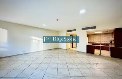 Apartment - 2 Bedrooms - 3 Bathrooms for rent in Shakespeare Circus 2 - Shakespeare Circus - Motor City - Dubai