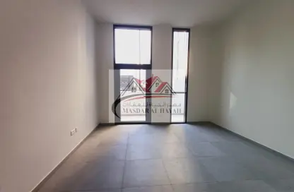 Apartment - Studio - 1 Bathroom for rent in The Link - East Village - Aljada - Sharjah