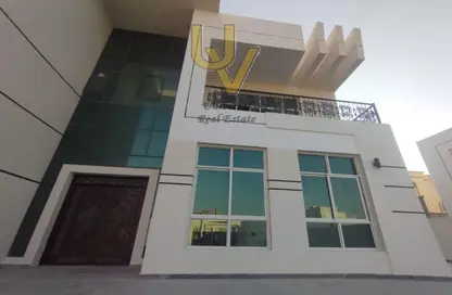 Villa - 7 Bedrooms for rent in Shakhbout City - Abu Dhabi