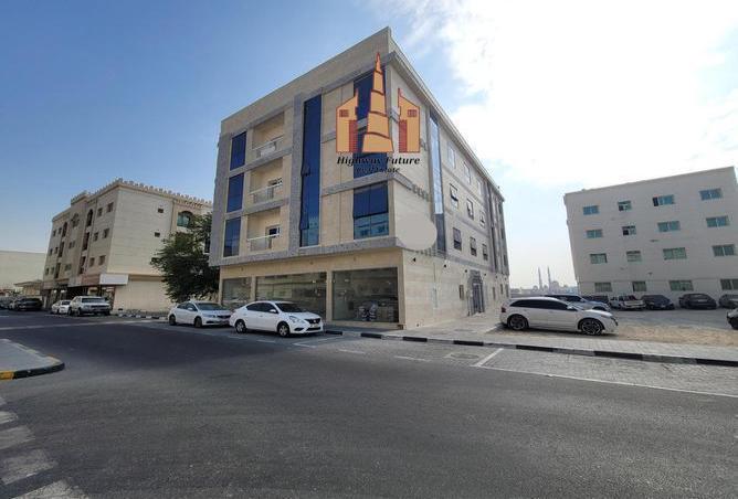 Apartment - 2 Bedrooms - 2 Bathrooms for rent in Muwaileh Commercial - Sharjah