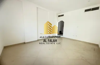 Apartment - 1 Bedroom - 1 Bathroom for rent in Al Qulaya'ah - Al Sharq - Sharjah