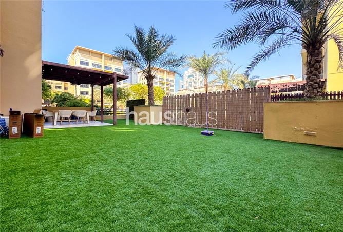 Apartment - 3 Bedrooms - 2 Bathrooms for sale in Al Nakheel 4 - Al Nakheel - Greens - Dubai