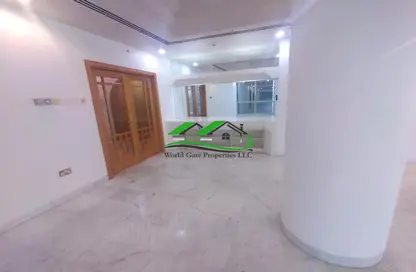 Apartment - 3 Bedrooms - 4 Bathrooms for rent in Baynuna Tower 1 - Corniche Road - Abu Dhabi