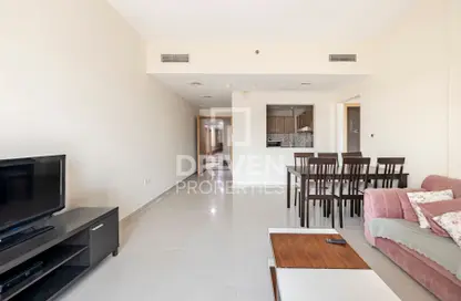 Apartment - 1 Bedroom - 2 Bathrooms for rent in May Residence - Jumeirah Village Circle - Dubai