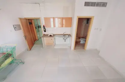 Apartment - 1 Bathroom for rent in Al Mujarrah - Al Sharq - Sharjah