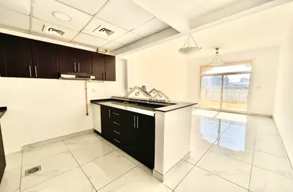 Apartment - 2 Bedrooms - 3 Bathrooms for rent in Al Jaddaf - Dubai