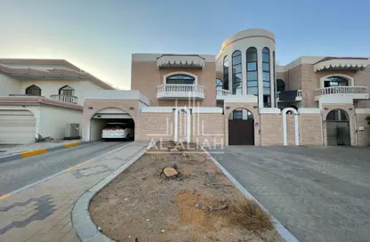 Villa - 5 Bedrooms - 7 Bathrooms for rent in Muroor Area - Abu Dhabi