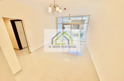 Apartment - 1 Bedroom - 2 Bathrooms for rent in Muwaileh 29 Building - Muwaileh - Sharjah