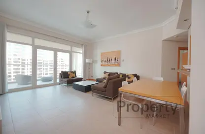 Apartment - 2 Bedrooms - 3 Bathrooms for rent in Al Das - Shoreline Apartments - Palm Jumeirah - Dubai