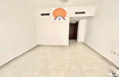 Apartment - 1 Bedroom - 2 Bathrooms for rent in Muwaileh 29 Building - Muwaileh - Sharjah