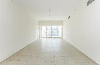 Apartment - 2 Bedrooms - 2 Bathrooms for sale in Burj Al Nujoom - Downtown Dubai - Dubai