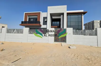 Villa - 6 Bedrooms - 7 Bathrooms for rent in Al Aweer 1 - Al Aweer - Dubai