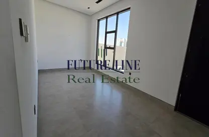 Villa - 6 Bedrooms - 6 Bathrooms for rent in Al Aweer 1 - Al Aweer - Dubai