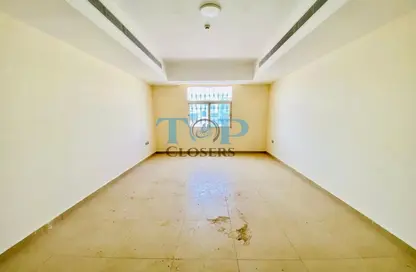 Apartment - 3 Bedrooms - 4 Bathrooms for rent in Civic Center - Al Jimi - Al Ain