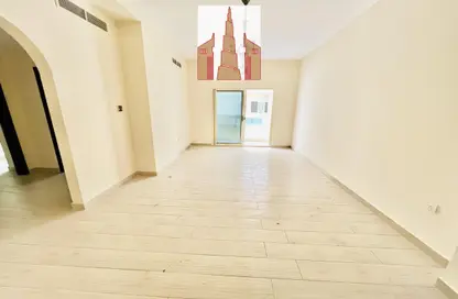 Apartment - 1 Bedroom - 2 Bathrooms for rent in Muwailih Building - Muwaileh - Sharjah