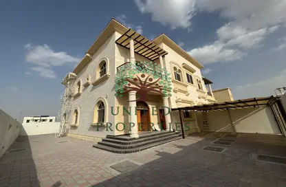 Villa - 5 Bedrooms - 7 Bathrooms for rent in Hoshi - Al Badie - Sharjah