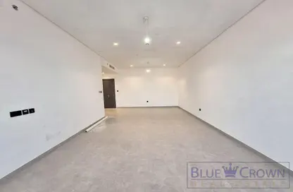Apartment - 2 Bedrooms - 3 Bathrooms for rent in Dubai Healthcare City - Dubai
