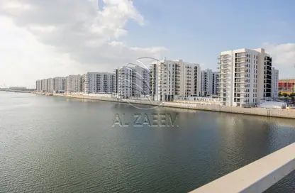 Apartment - 1 Bedroom - 1 Bathroom for sale in Waters Edge - Yas Island - Abu Dhabi