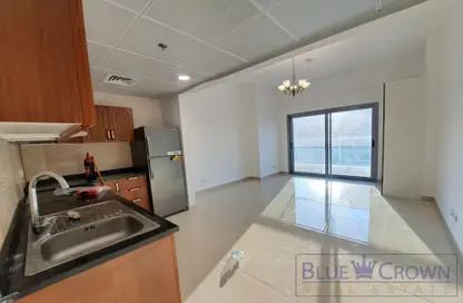 Apartment - 1 Bathroom for rent in Al Abeir Tower - Jumeirah Village Circle - Dubai