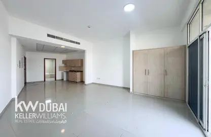 Apartment - 1 Bathroom for rent in Madison Residences - Majan - Dubai