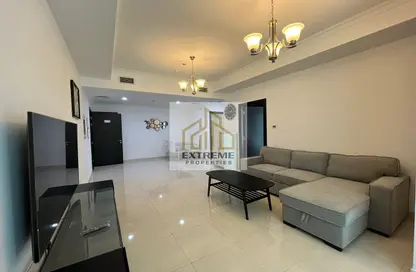 شقة - غرفة نوم - 2 حمامات للايجار في ذا كورت تاور - الخليج التجاري - دبي