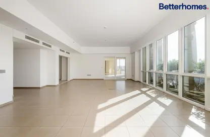 Apartment - 3 Bedrooms - 4 Bathrooms for rent in Marina Residences 3 - Marina Residences - Palm Jumeirah - Dubai