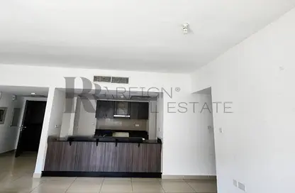 Apartment - 2 Bedrooms - 2 Bathrooms for sale in Tower 16 - Al Reef Downtown - Al Reef - Abu Dhabi