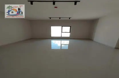 Apartment - 4 Bedrooms - 3 Bathrooms for rent in Gulfa Towers - Al Rashidiya 1 - Al Rashidiya - Ajman